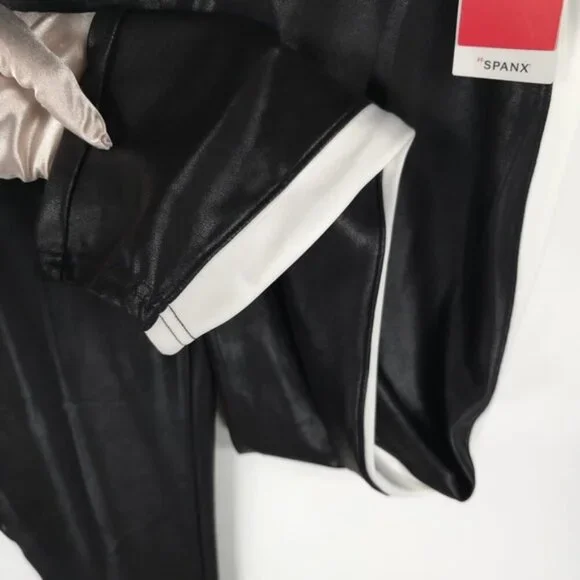 NWT‎ SPANX Shine Black Faux Leather White Stripe Legging 20187P PLUS Size 3X